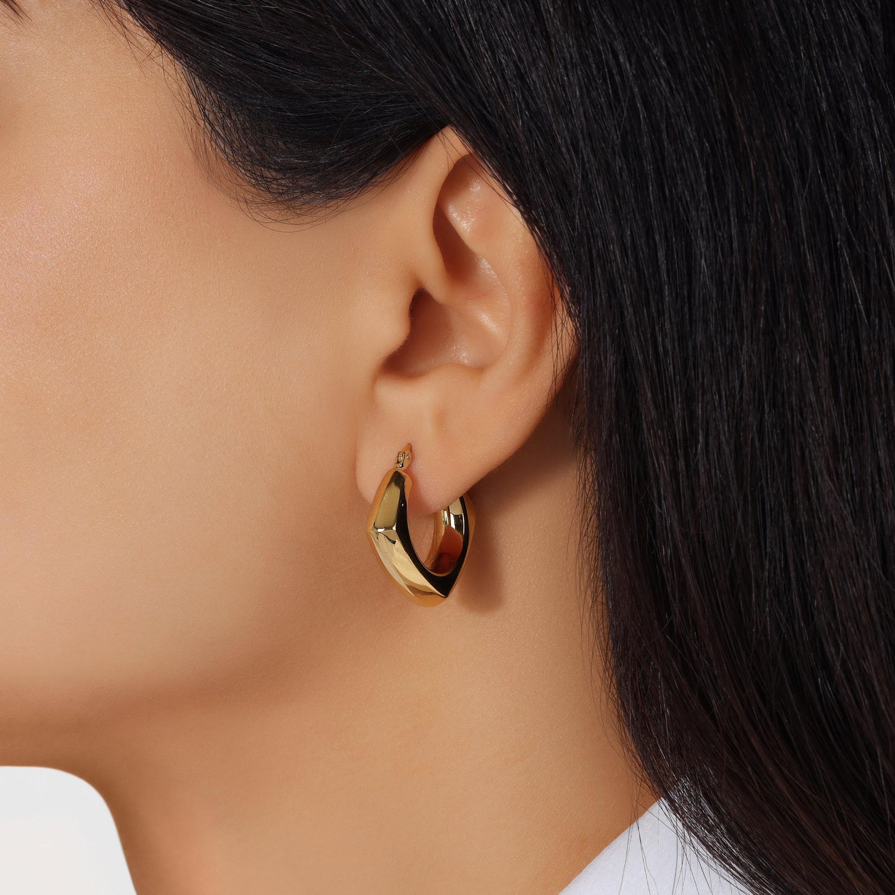 14K Gold Chunky Square Hoop Earrings Earring ABGE-123-G  - Abtin & Co.
