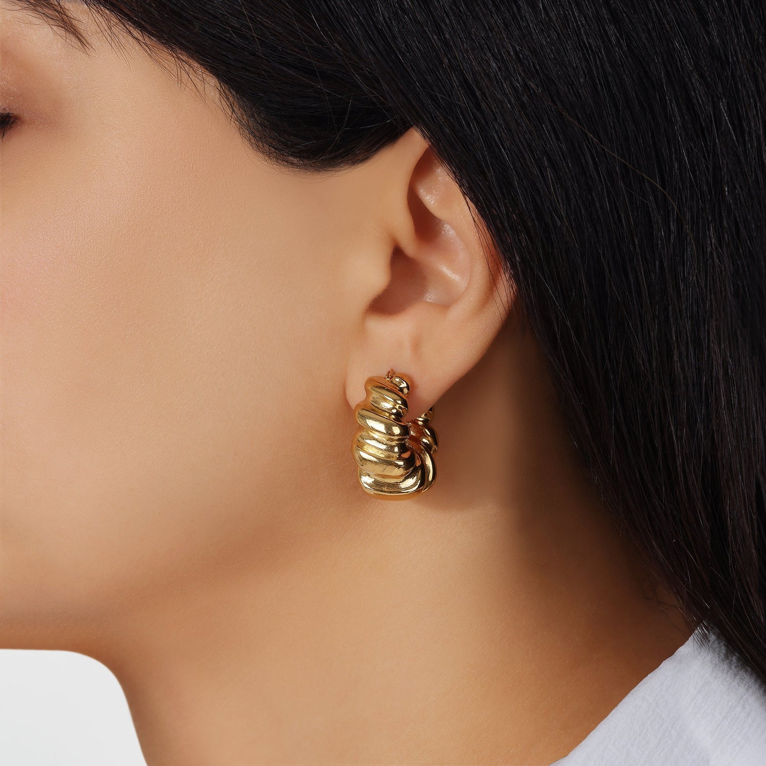 14K Gold Croissant Hoop Earrings Earring ABGE-133-G  - Abtin & Co.