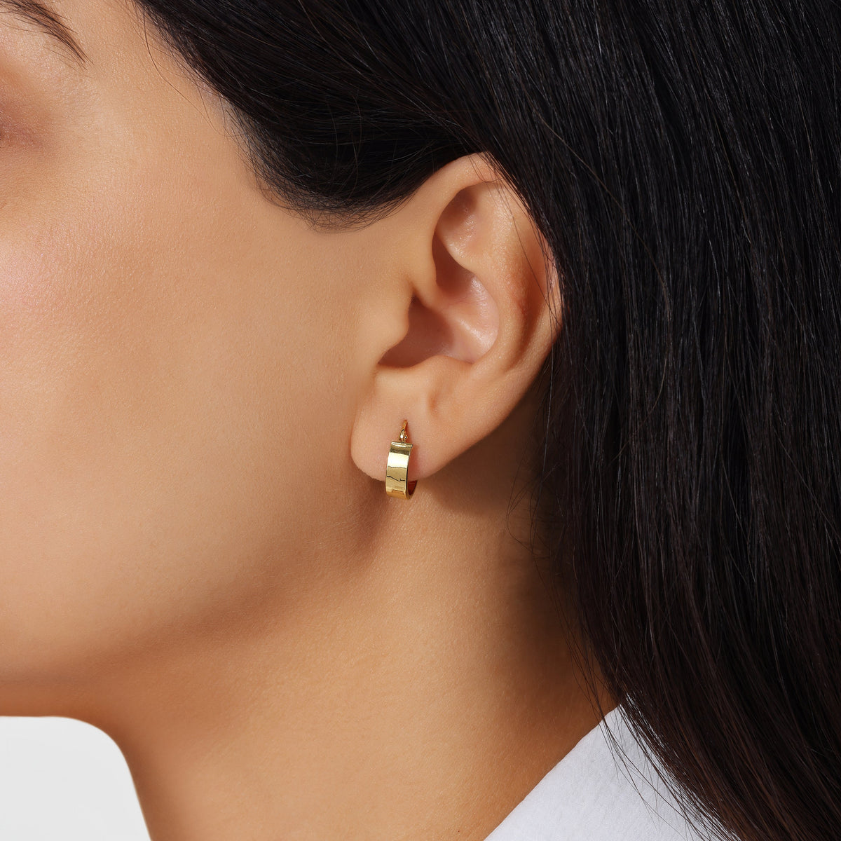 14K Gold Huggie Hoop Earrings Earring ABGE-139.1-G  - Abtin & Co.