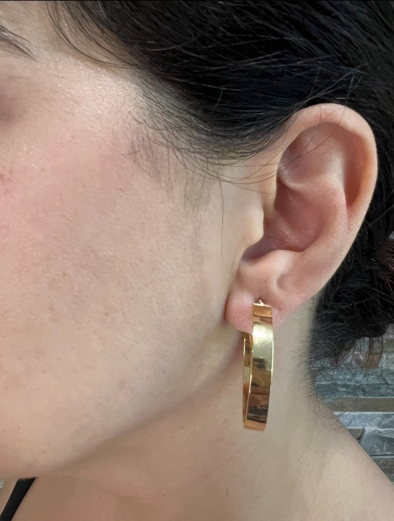 14K Square Tube Flat Hoop Earrings Earring ABGE-121-G  - Abtin & Co.
