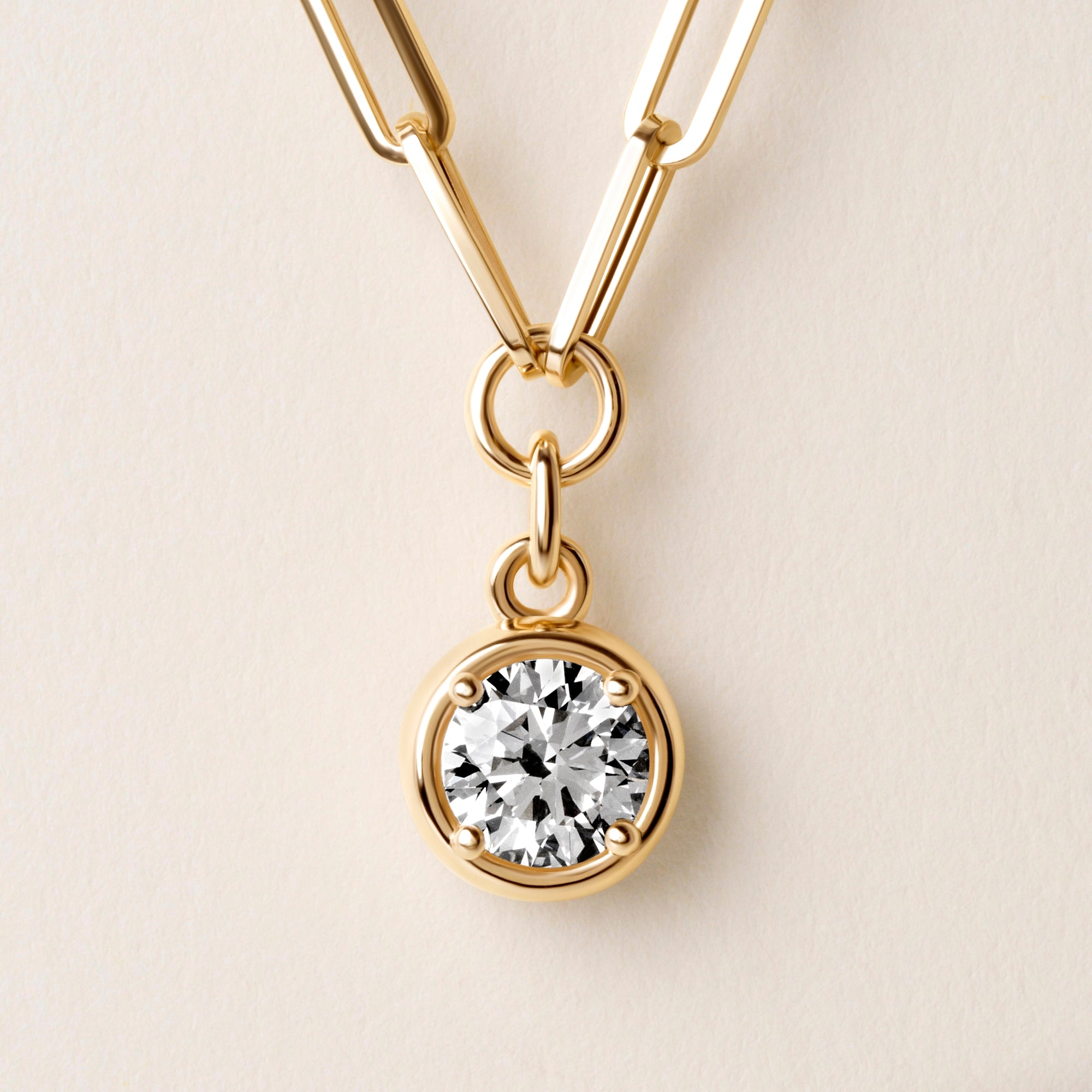 Round Lustra Bezel Pendant