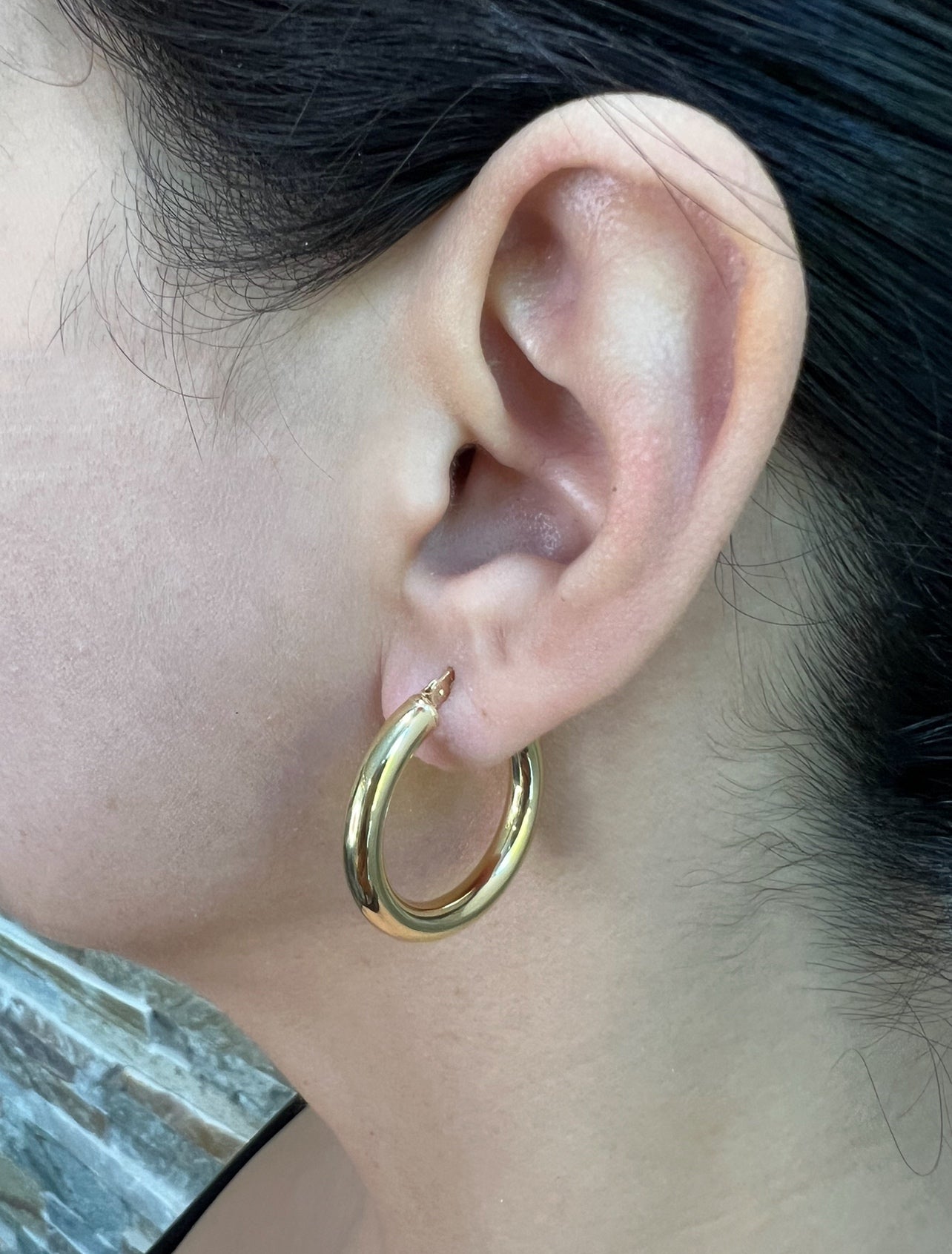 14K Gold Tube Hoop earrings