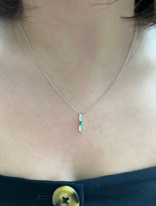 14K White Gold Baguette Emerald And Diamond Vertical Bar Pendant - Abtin & Company 