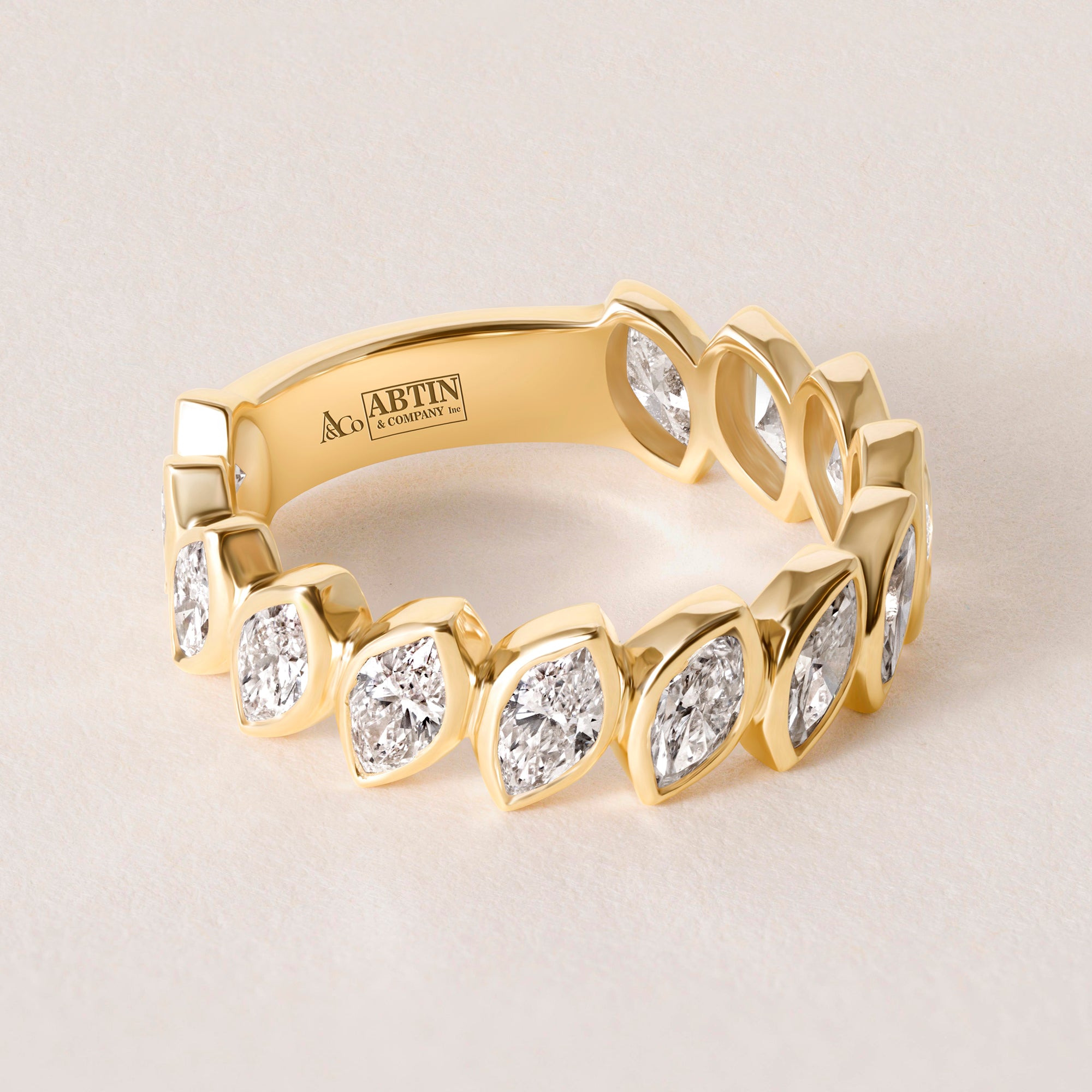 Verte Marquise Band — Three-Quarter