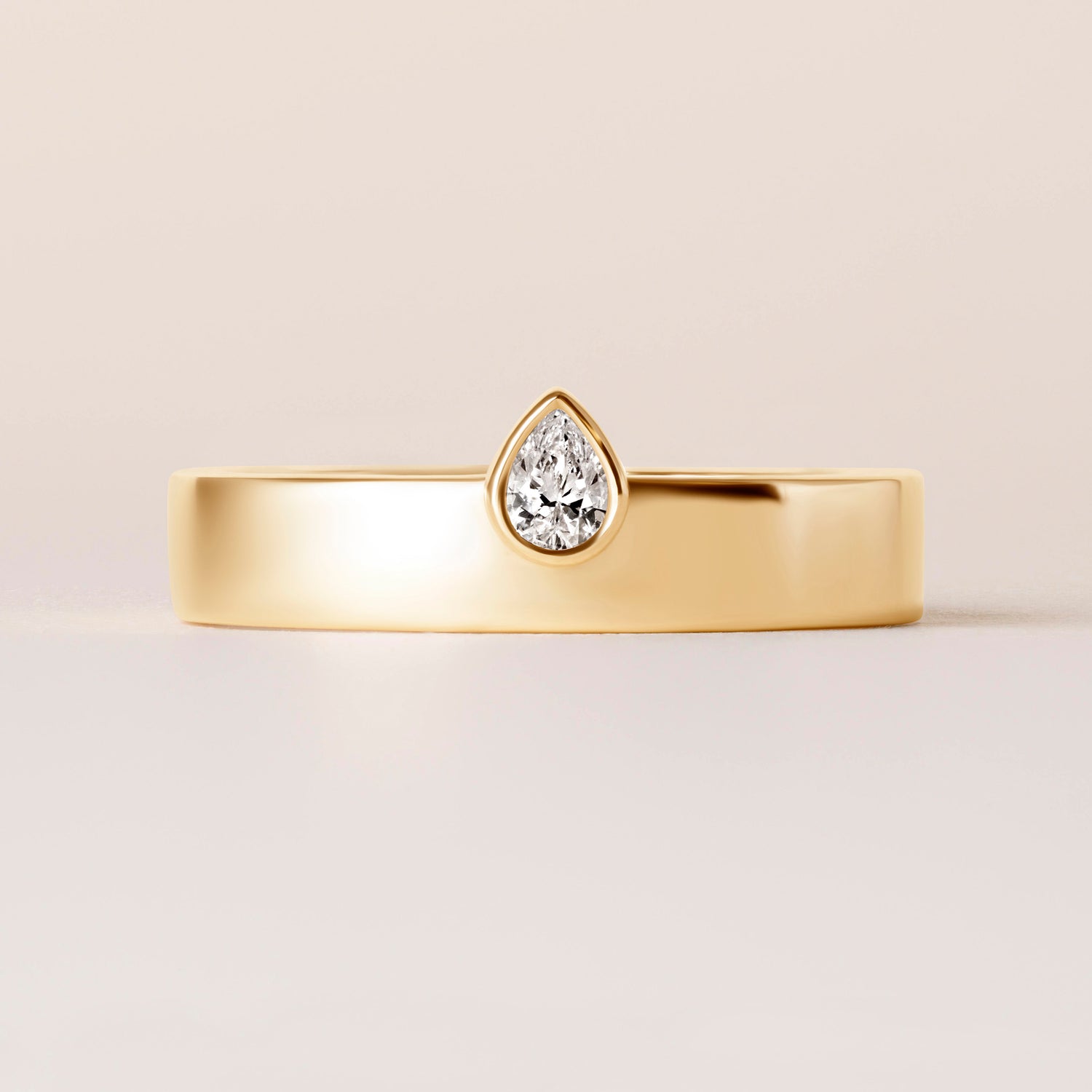 Vertical Pear Centerline Edge Ring
