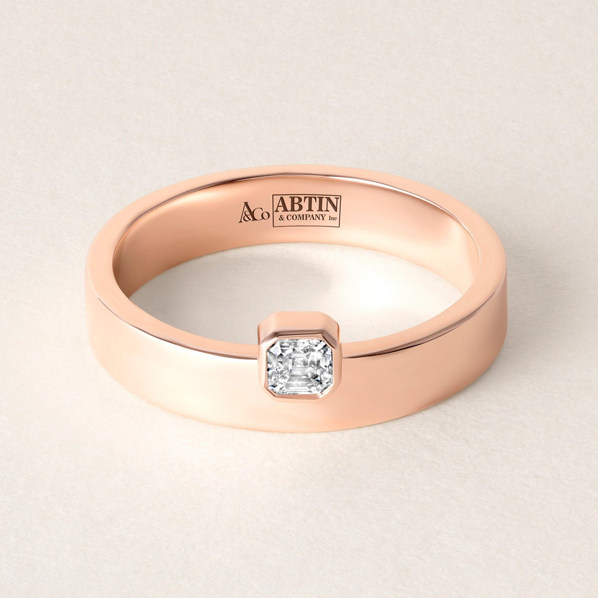 Asscher Centerline Edge Ring Ring ABB-713.1V1-AS-D-27  - Abtin & Co.