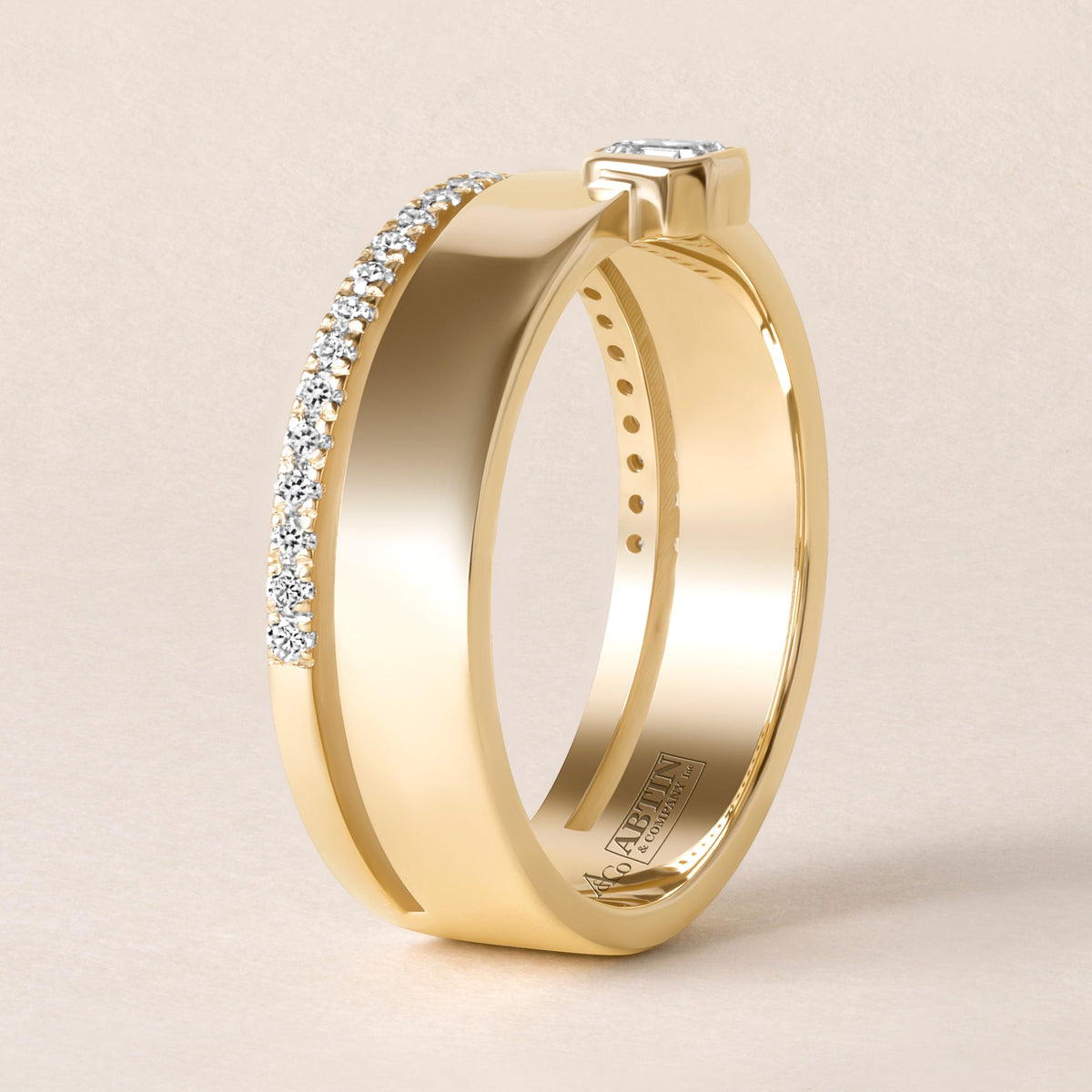 Asscher Élevé Band Ring ABB-713.1-V2-AS-D-1  - Abtin & Co.