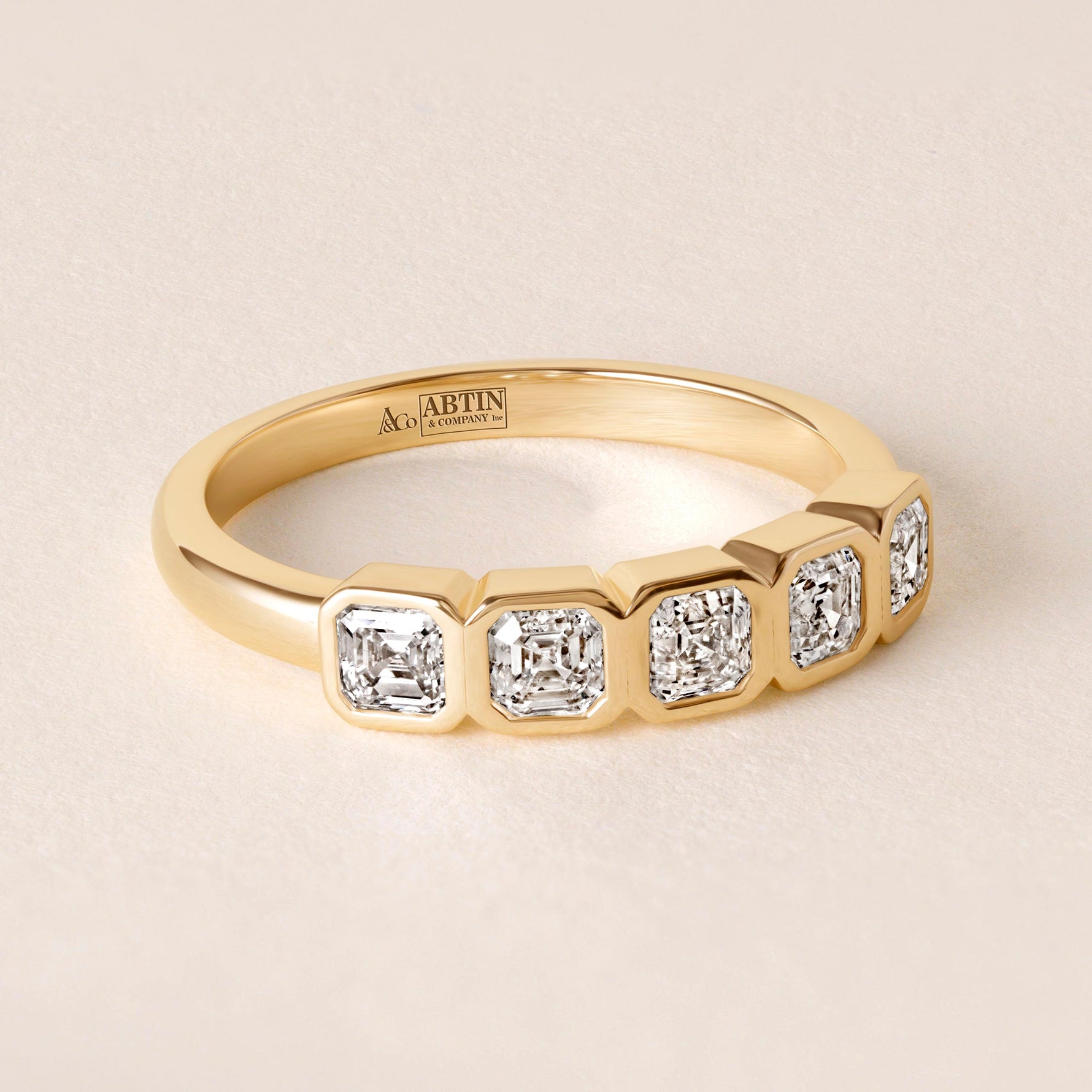 Aurora Asscher Elegance Band Ring ABB-714-AS-D-1  - Abtin & Co.