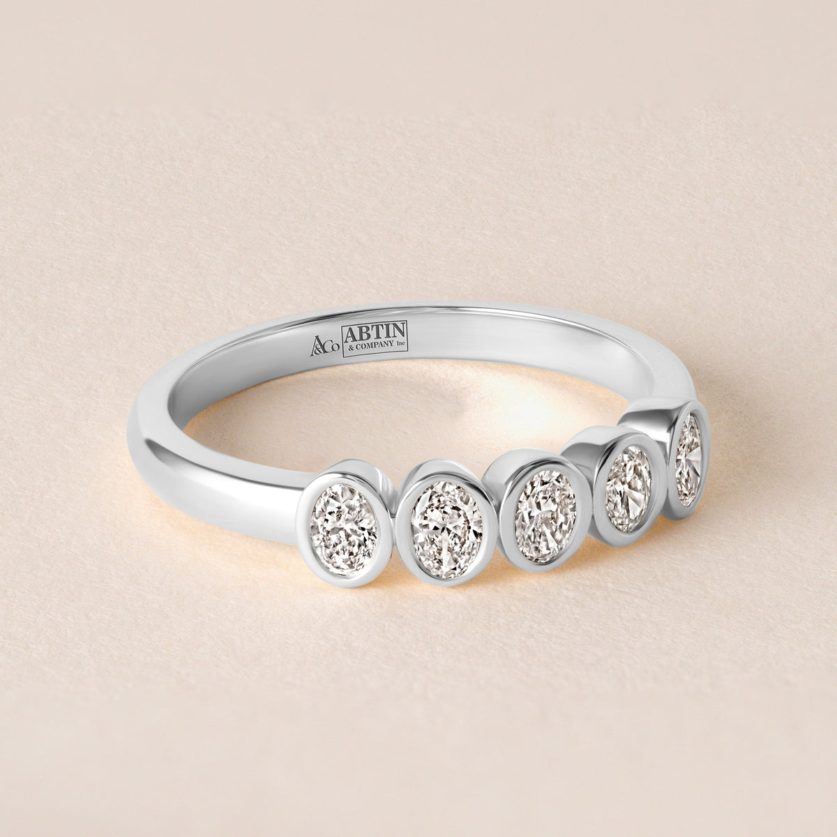 Aurora Asscher Elegance Band Ring ABB-714-OV-D-3  - Abtin & Co.