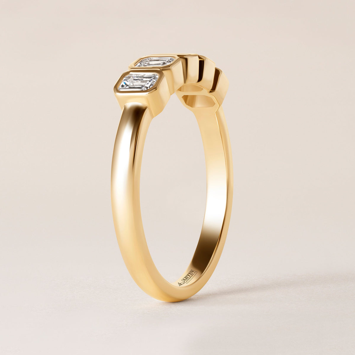 Aurora Emerald Cut Elegance Band Ring ABB-714-EM-D-1  - Abtin & Co.