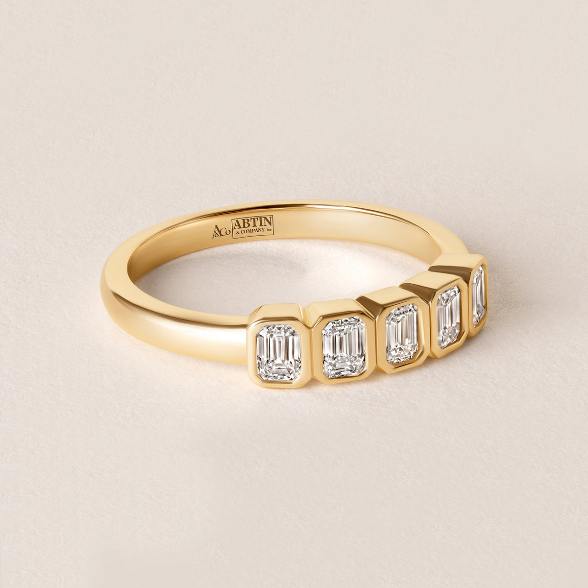 Aurora Emerald Cut Elegance Band Ring ABB-714-EM-D-1  - Abtin & Co.