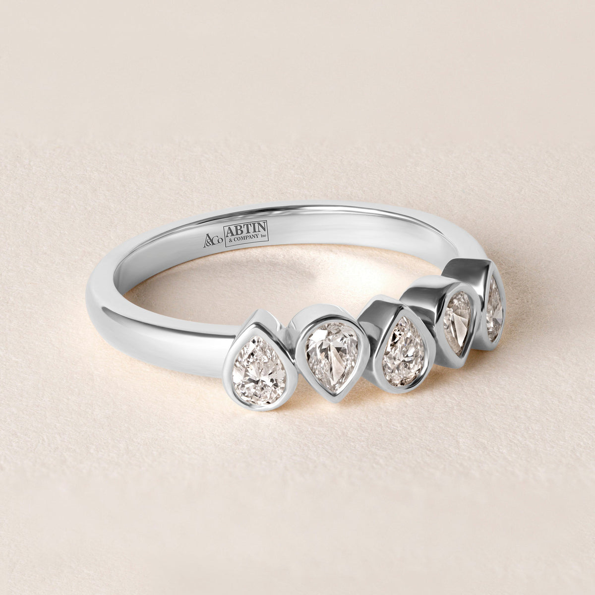 Aurora Pear Elegance Band Ring ABB-714-PR-D-3  - Abtin & Co.