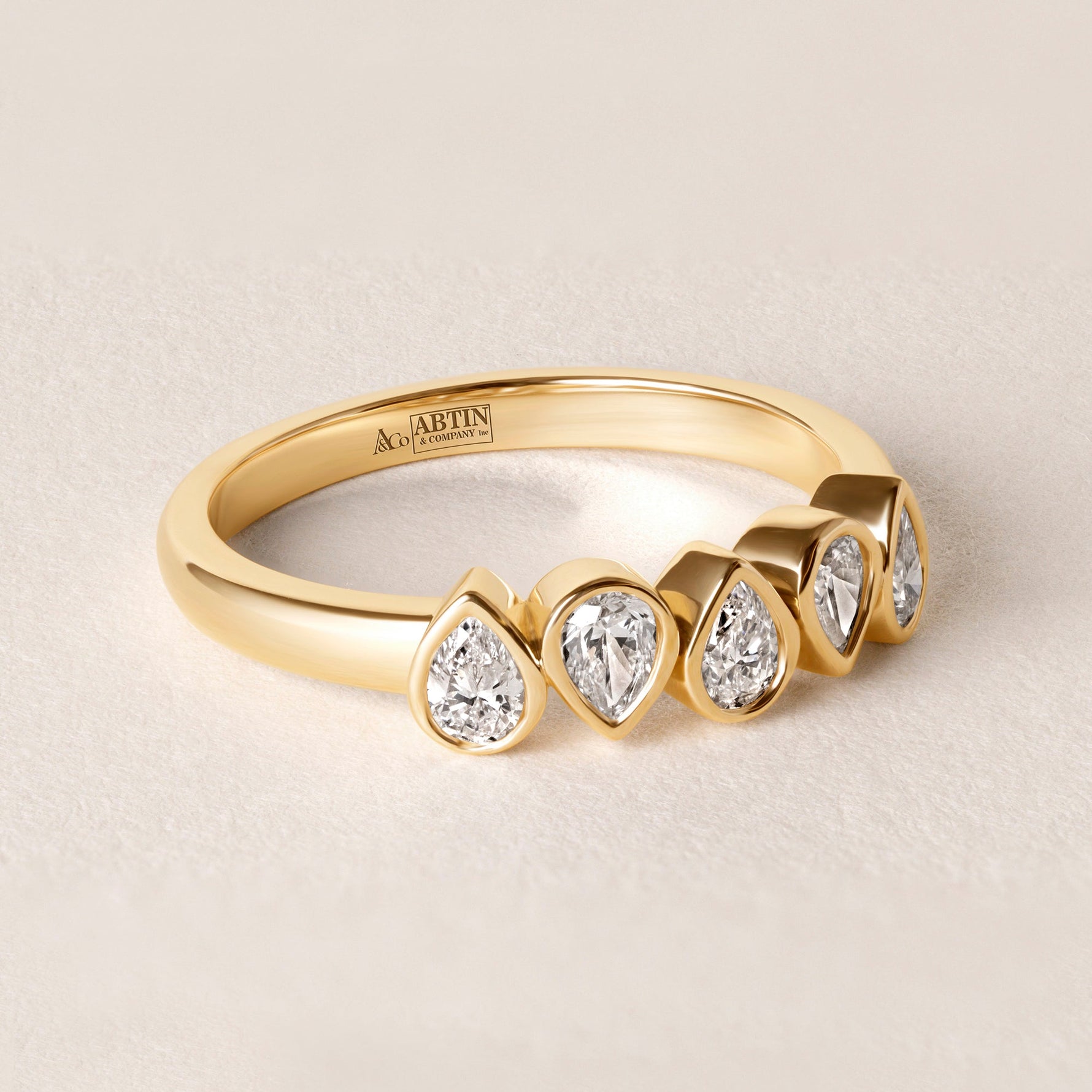 Aurora Pear Elegance Band Ring ABB-714-PR-D-1  - Abtin & Co.