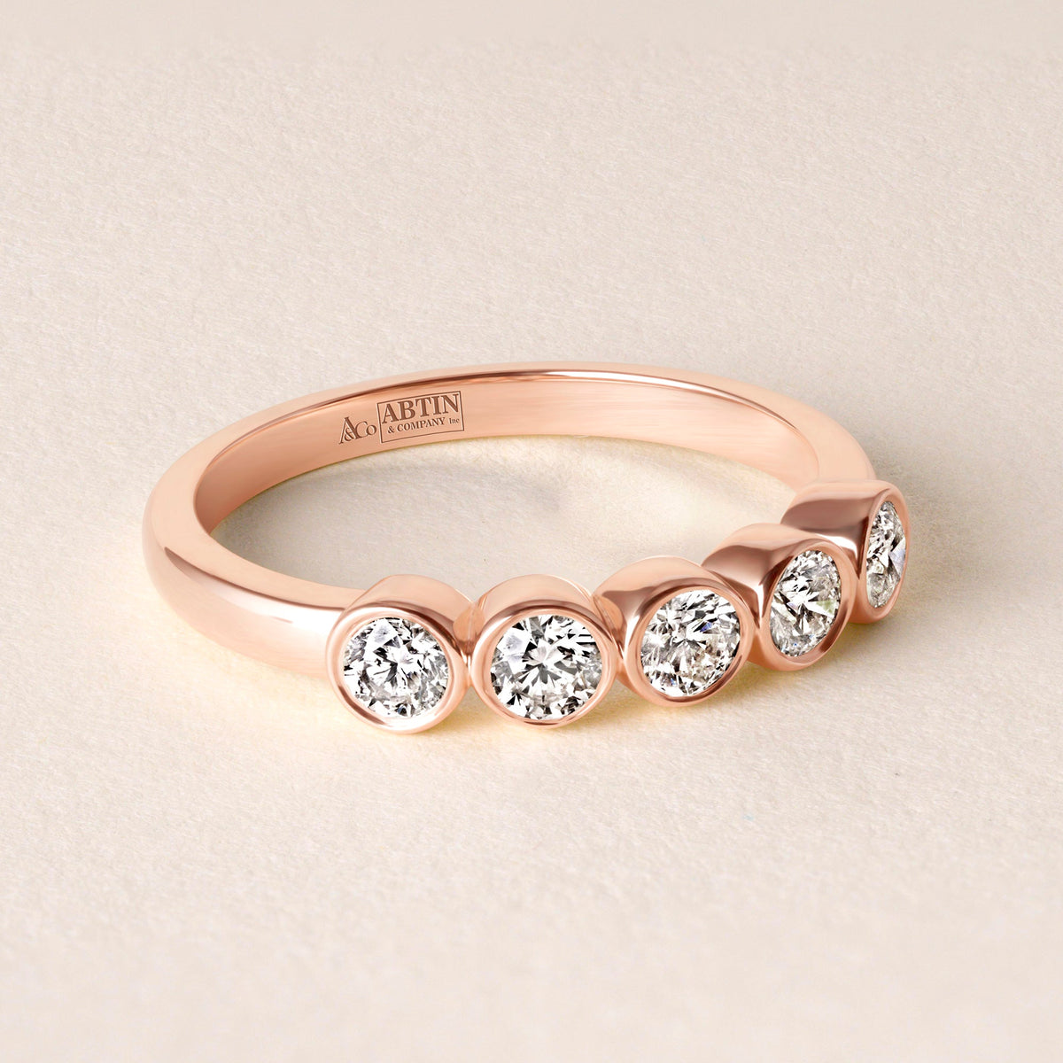 Aurora Round Elegance Band Ring ABB-714-RD-D-5  - Abtin & Co.
