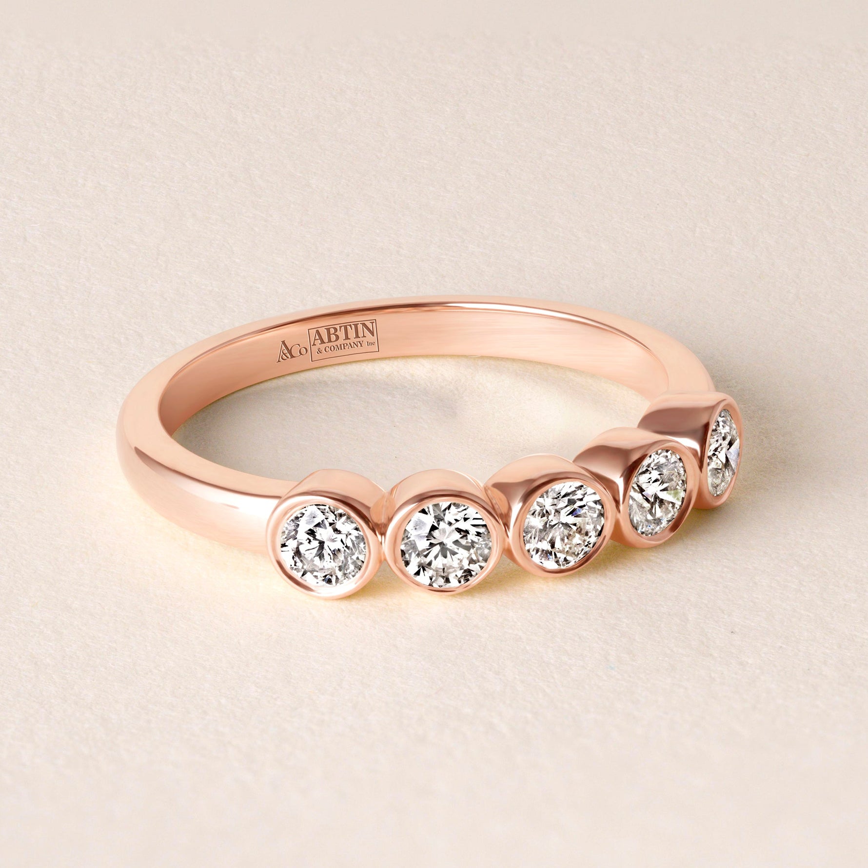 Aurora Round Elegance Band Ring ABB-714-RD-D-5  - Abtin & Co.