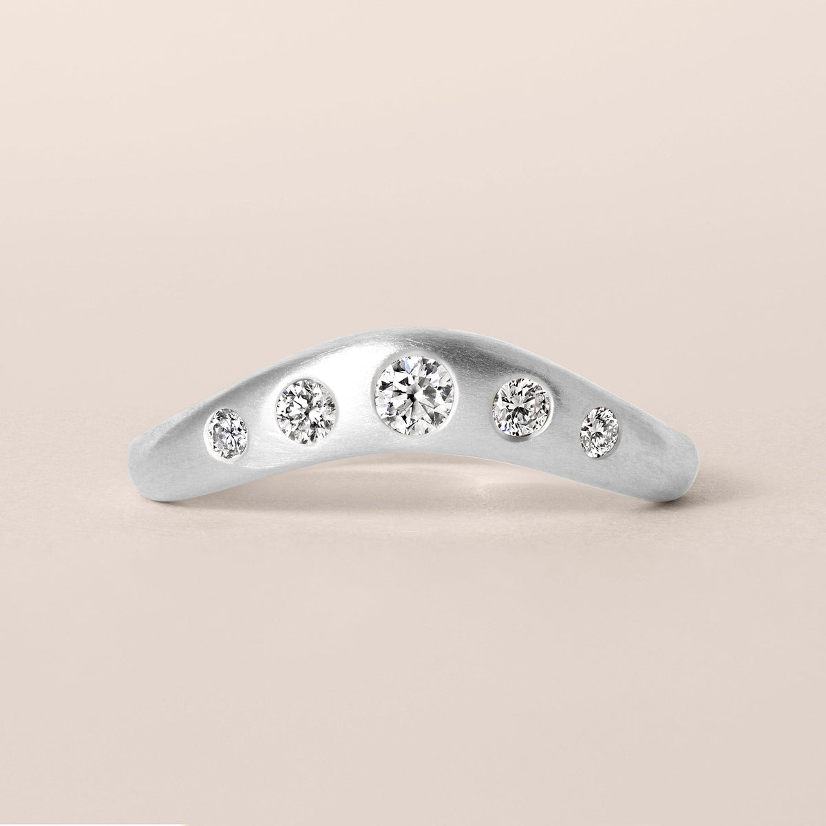 LIORA DIAMOND CONTOUR Band Ring ABB-843-D-5  - Abtin & Co.