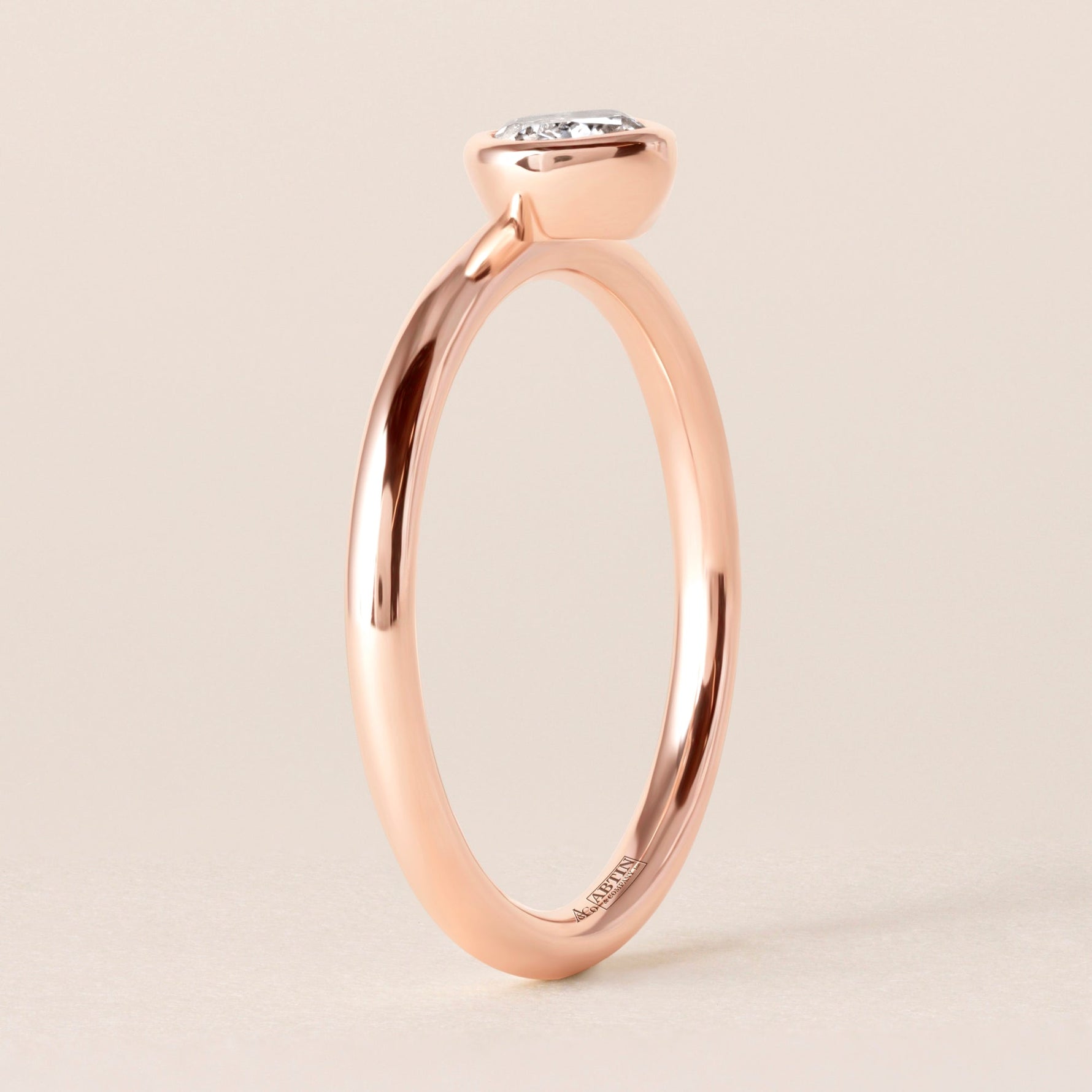 Offset Cushion Lux Ring Ring ABB-710.3-CU-D-5  - Abtin & Co.