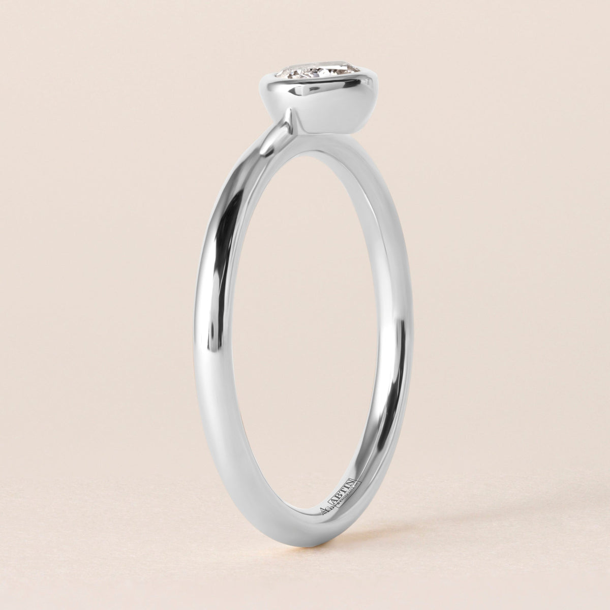 Offset Cushion Lux Ring Ring ABB-710.3-CU-D-3  - Abtin & Co.