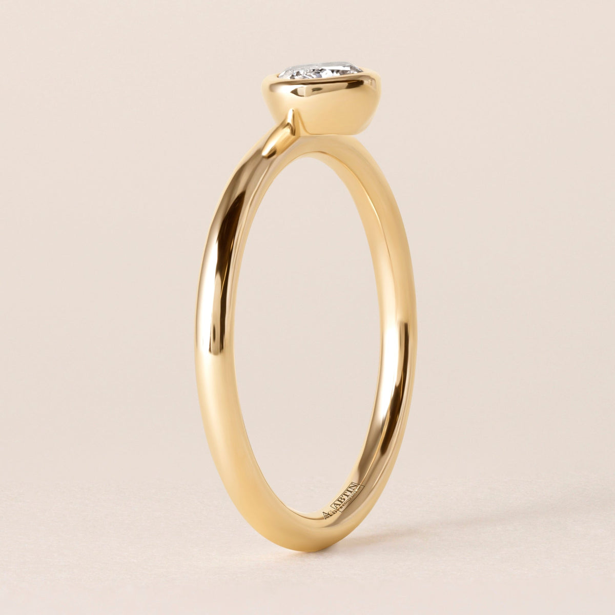 Offset Cushion Lux Ring Ring ABB-710.3-CU-D-1  - Abtin & Co.