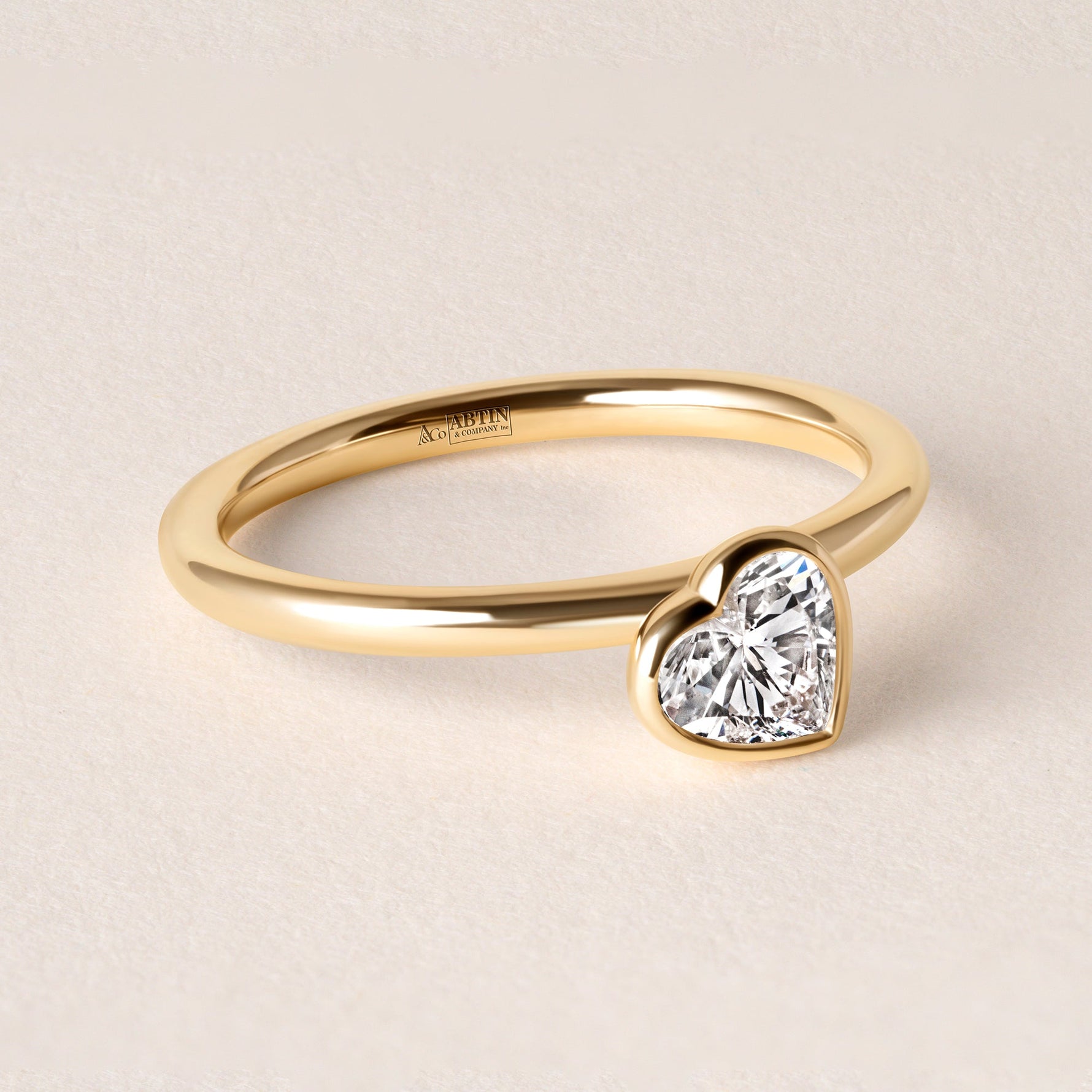 Offset Heart Lux Ring Ring ABB-710.3-HT-D-5  - Abtin & Co.