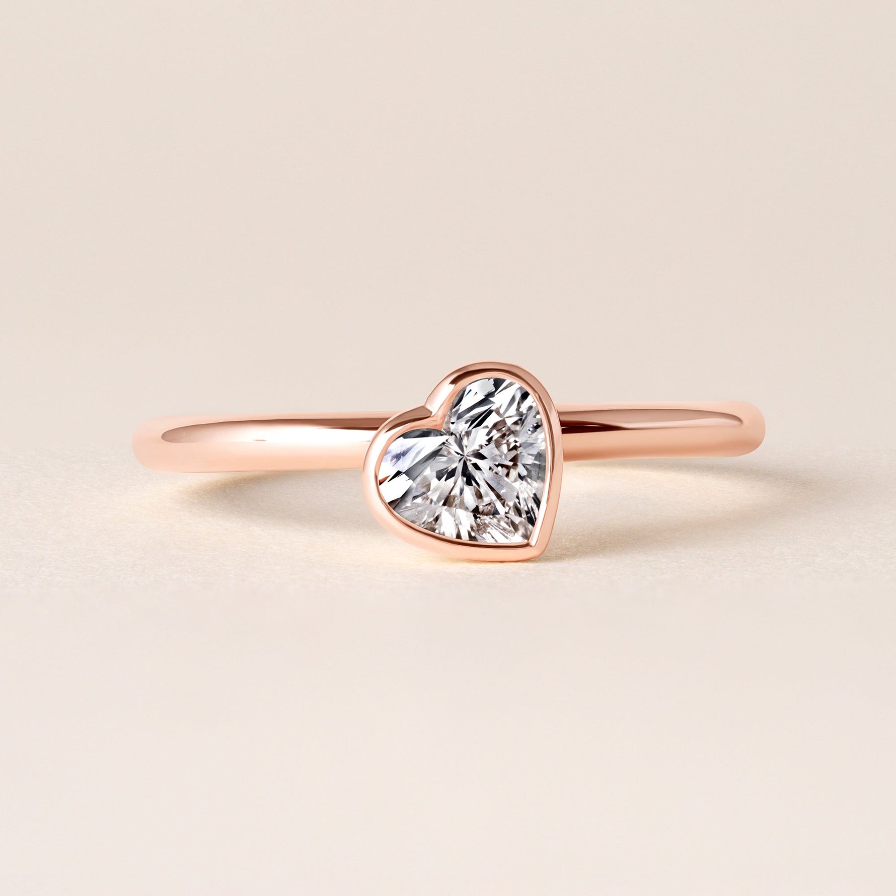 Offset Heart Lux Ring Ring ABB-710.3-HT-D-5  - Abtin & Co.