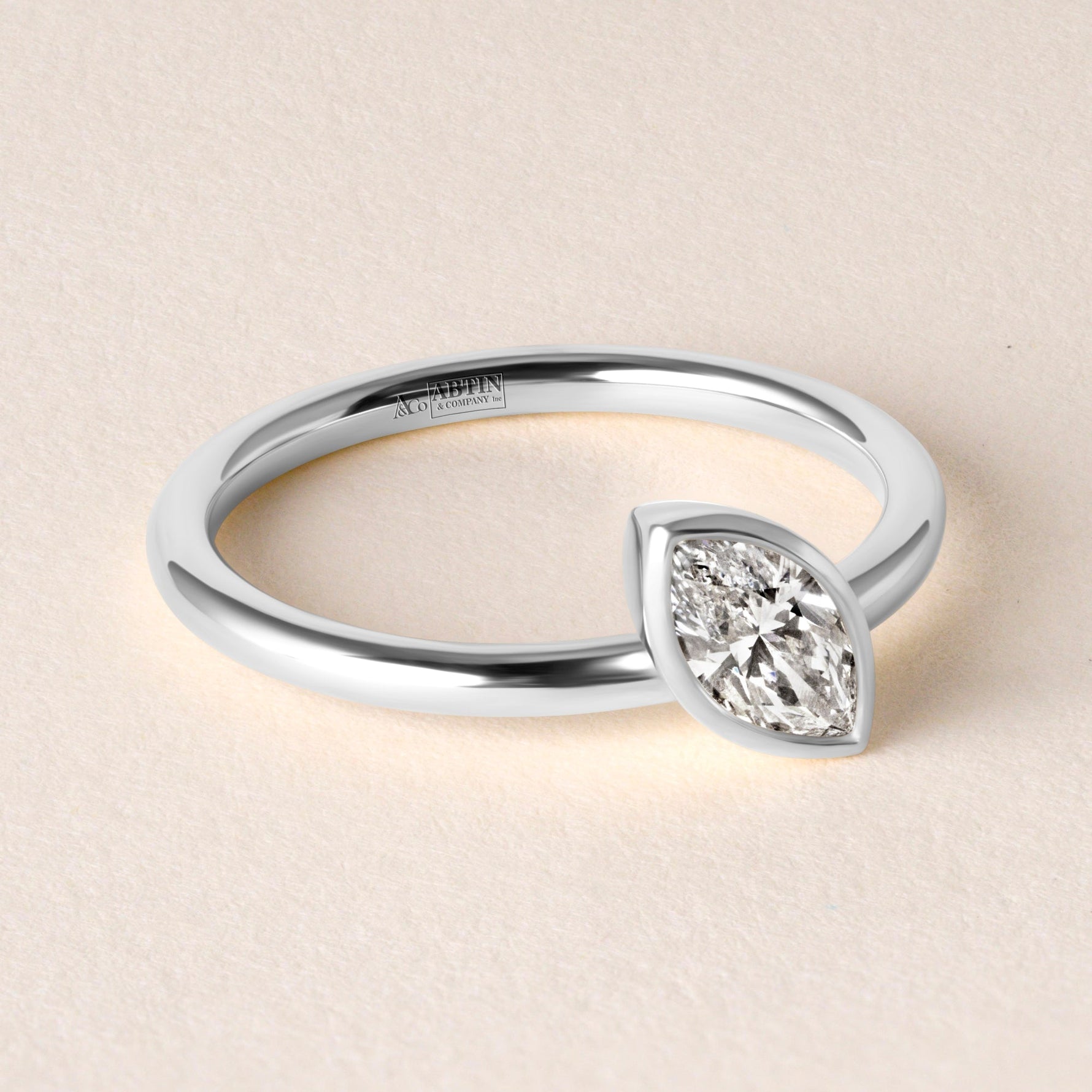 Offset Marquise Lux Ring Ring ABB-710.3-MQ-D-3  - Abtin & Co.