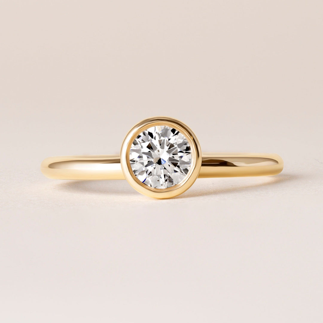 Offset Round Luxe Ring Ring ABB-710.3-RD-D-1  - Abtin & Co.