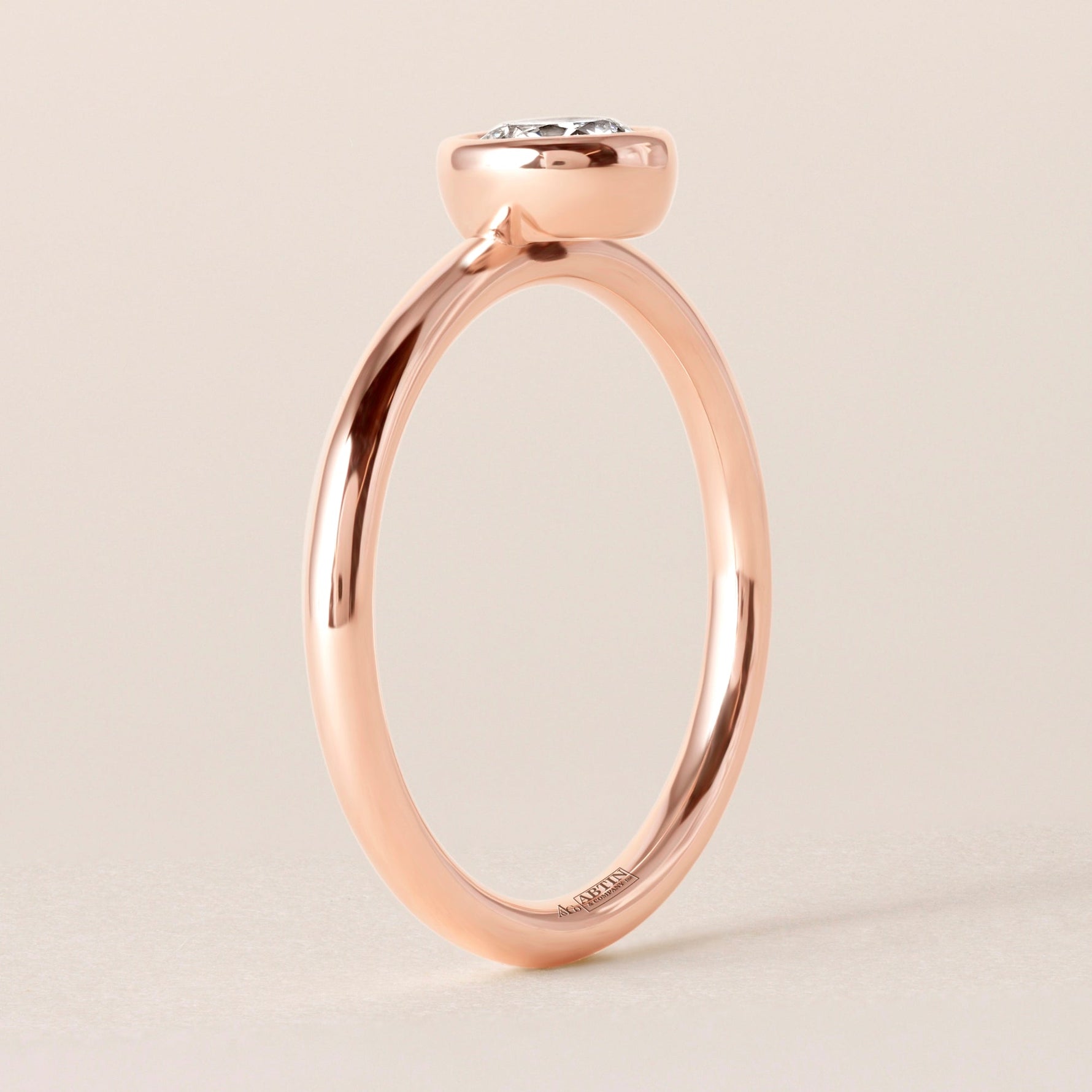 Offset Round Luxe Ring Ring ABB-710.3-RD-D-5  - Abtin & Co.