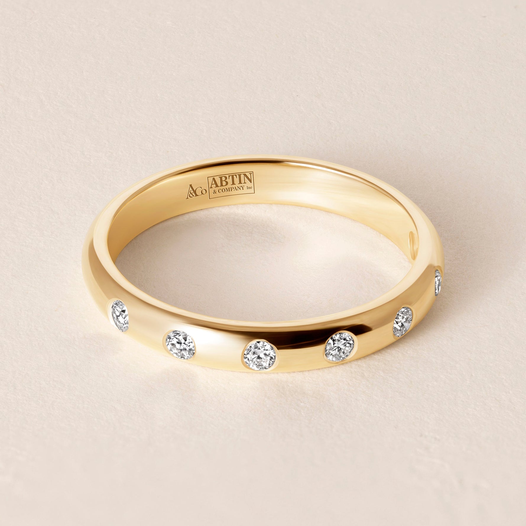 ORBIT DOT Band Ring ABB-738.3Y-D-1  - Abtin & Co.