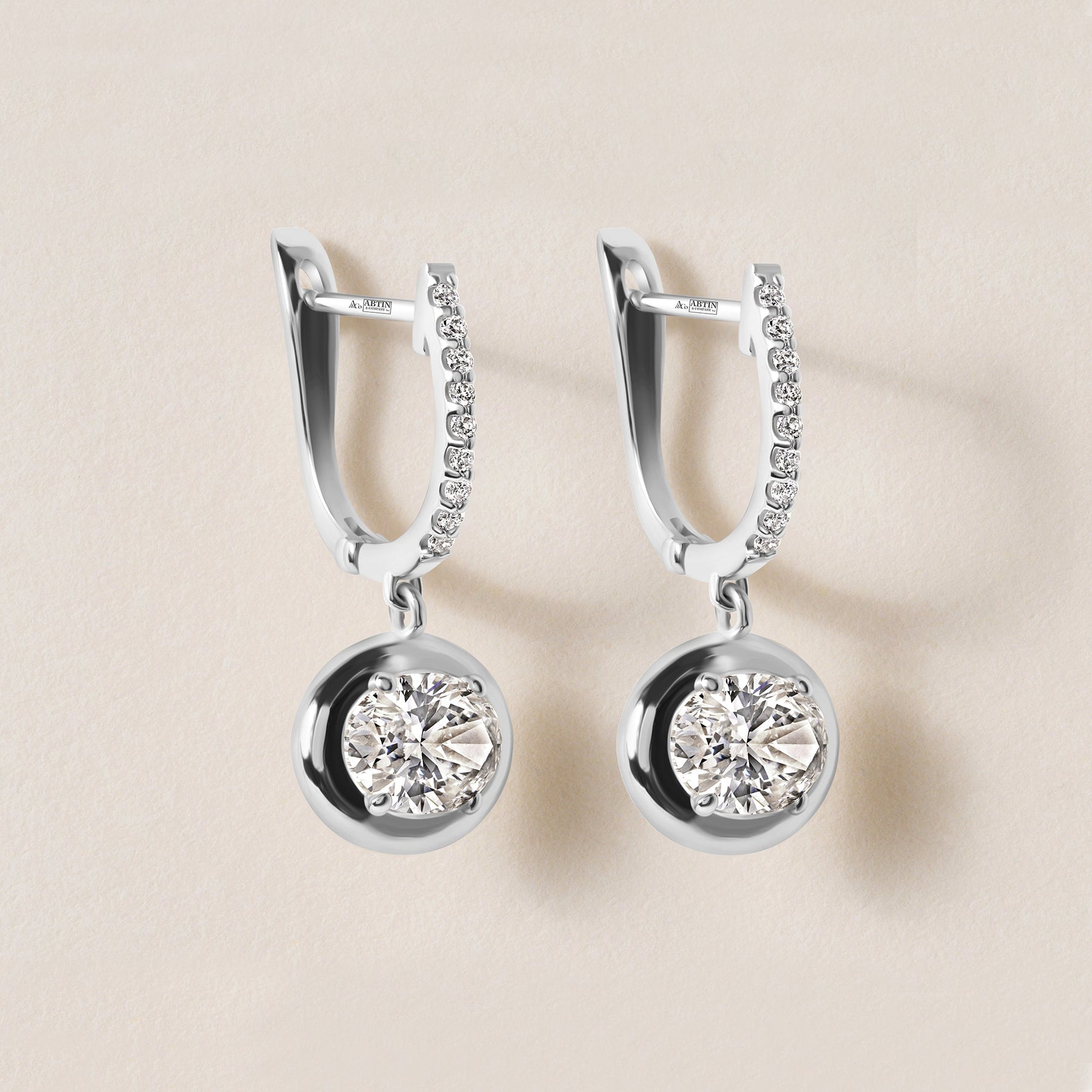 Riviera Oval Drop Earrings Earring ABE-238V8-OV-LGD-4  - Abtin & Co.