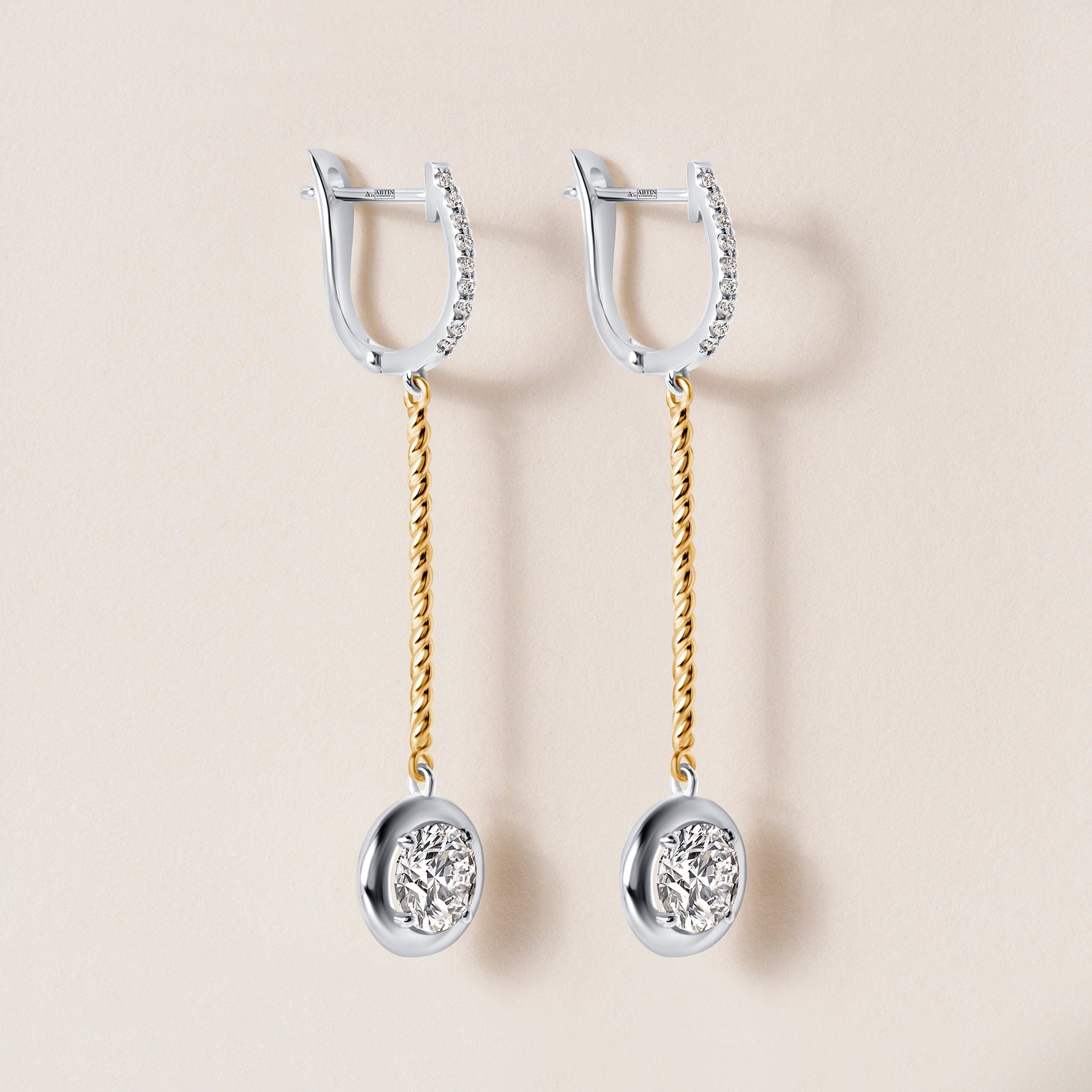 Riviera Round Cascade Drop Earrings Earring ABE-238V5-RD-LGD-1  - Abtin & Co.