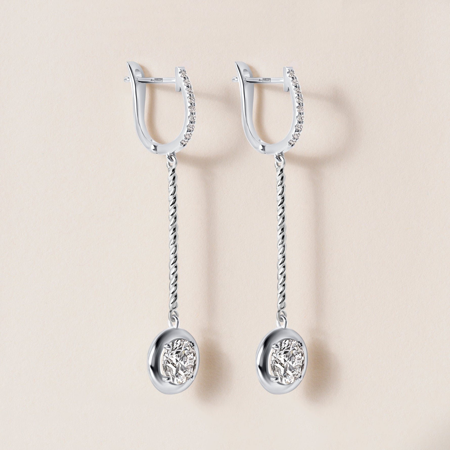 Riviera Round Cascade Drop Earrings Earring ABE-238V5-RD-LGD-4  - Abtin & Co.