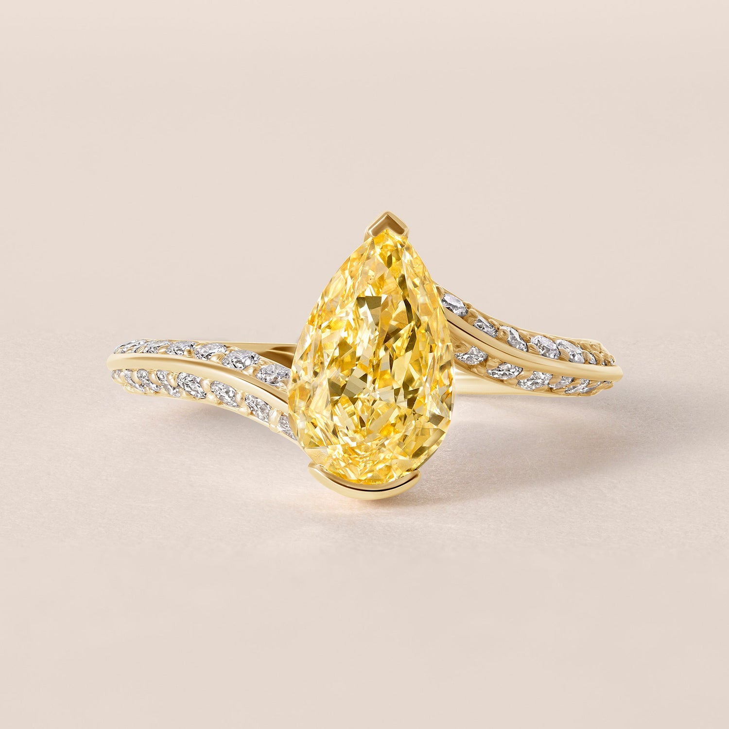 SOLARA Ring Ring ABB-733Y-YLGD-1  - Abtin & Co.