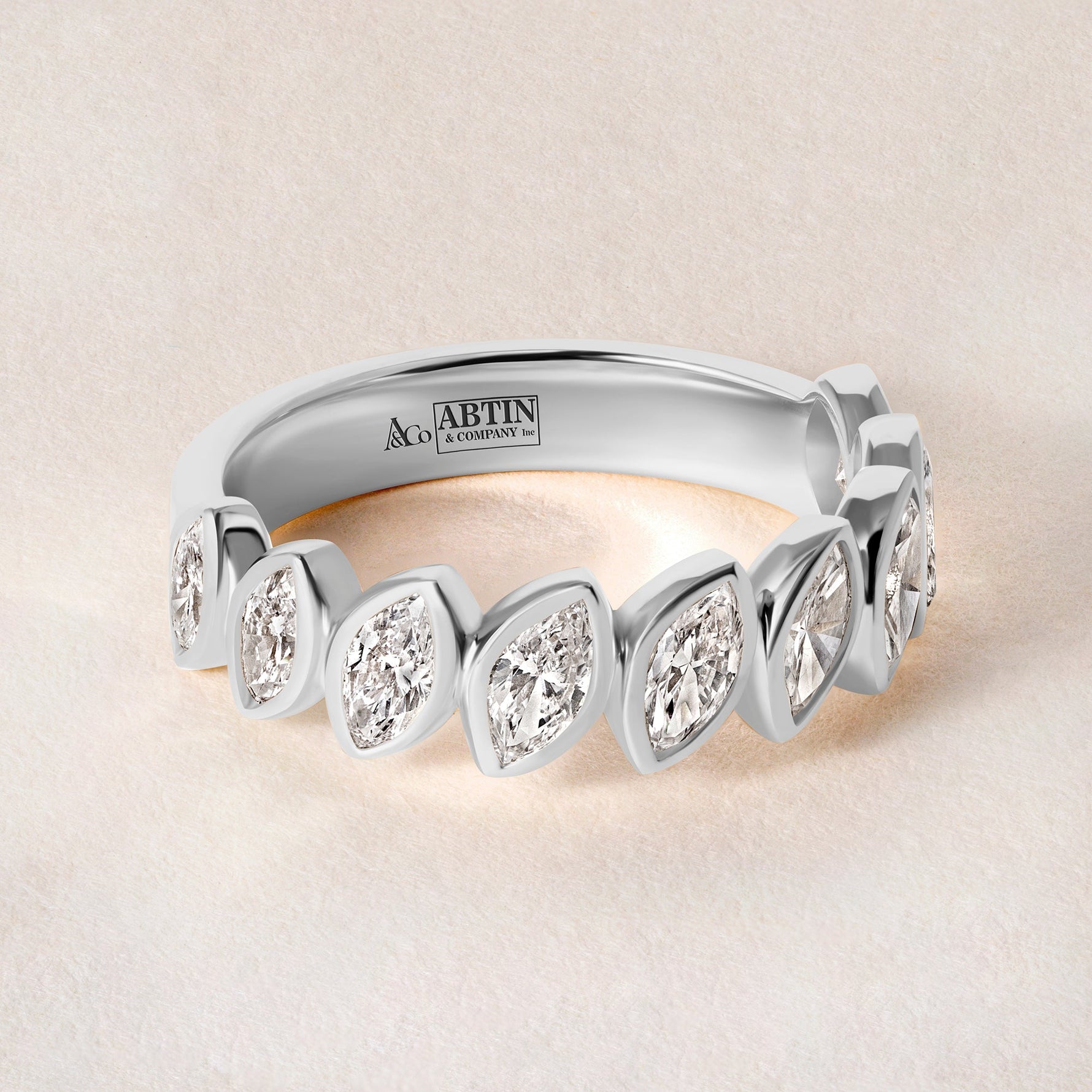 Verte Marquise Band – Halfway Ring ABB-726.1-LGD-1  - Abtin & Co.