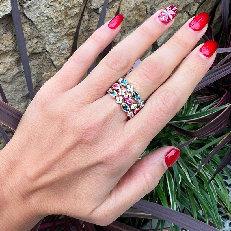 14K Rose Gold Diamond Clover and milgrain pink sapphire Stackable Ring - Abtin & Company 